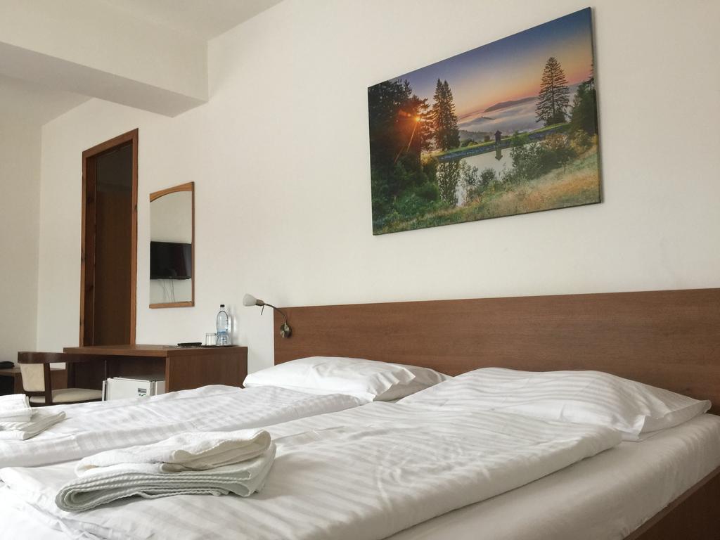 Hotel & Penzion Grand Matej Banská Štiavnica Extérieur photo