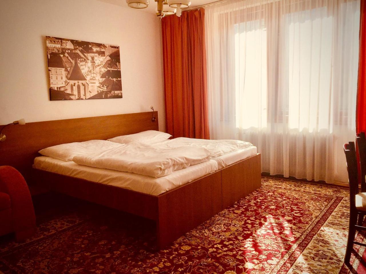 Hotel & Penzion Grand Matej Banská Štiavnica Extérieur photo