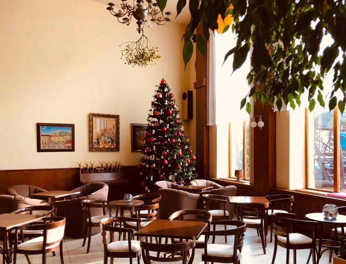 Hotel & Penzion Grand Matej Banská Štiavnica Extérieur photo