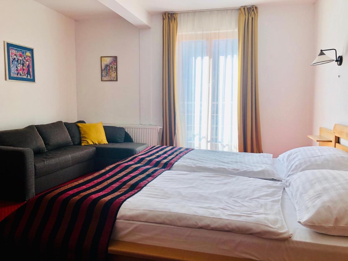 Hotel & Penzion Grand Matej Banská Štiavnica Extérieur photo